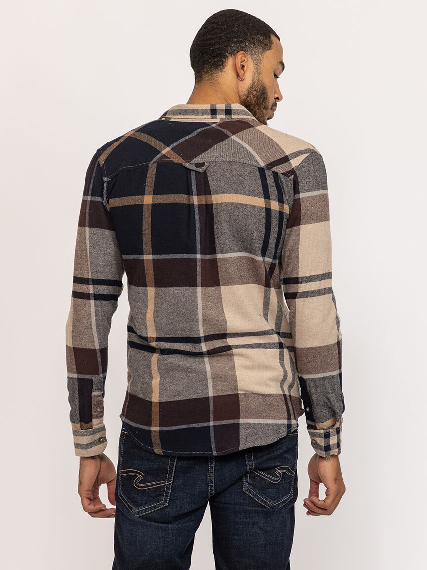 plaid flannel shirt with flap pockets