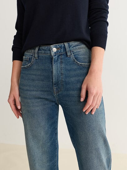 SAT 90's straight jeans meet me there SAT 90's straight jeans meet me there