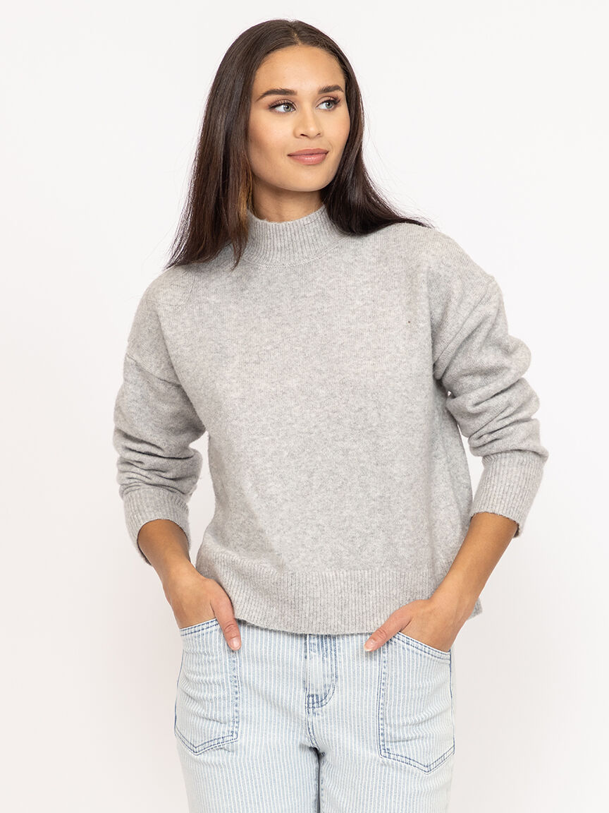 mock neck sweater Image 5