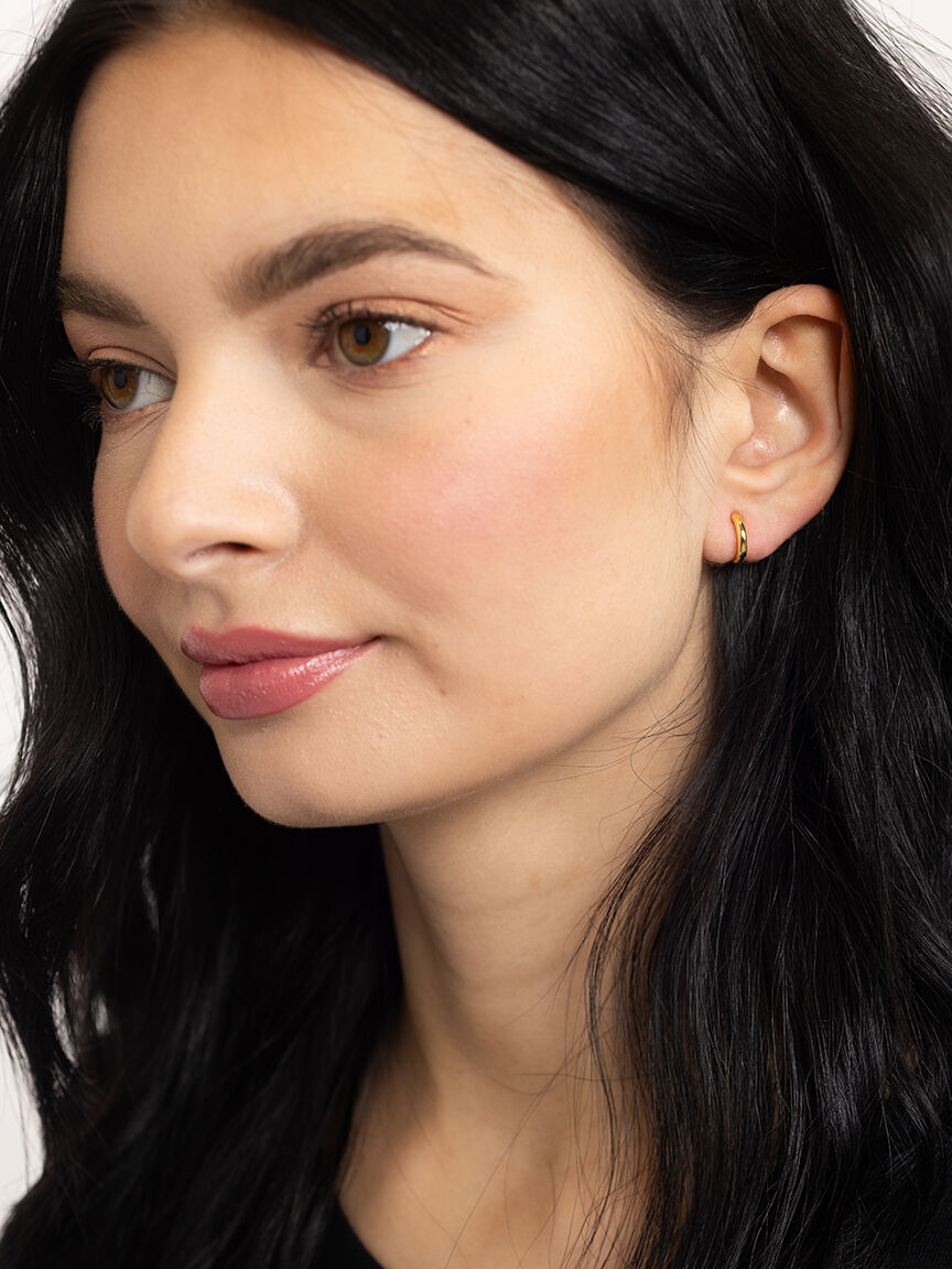 mini huggie earrings gold