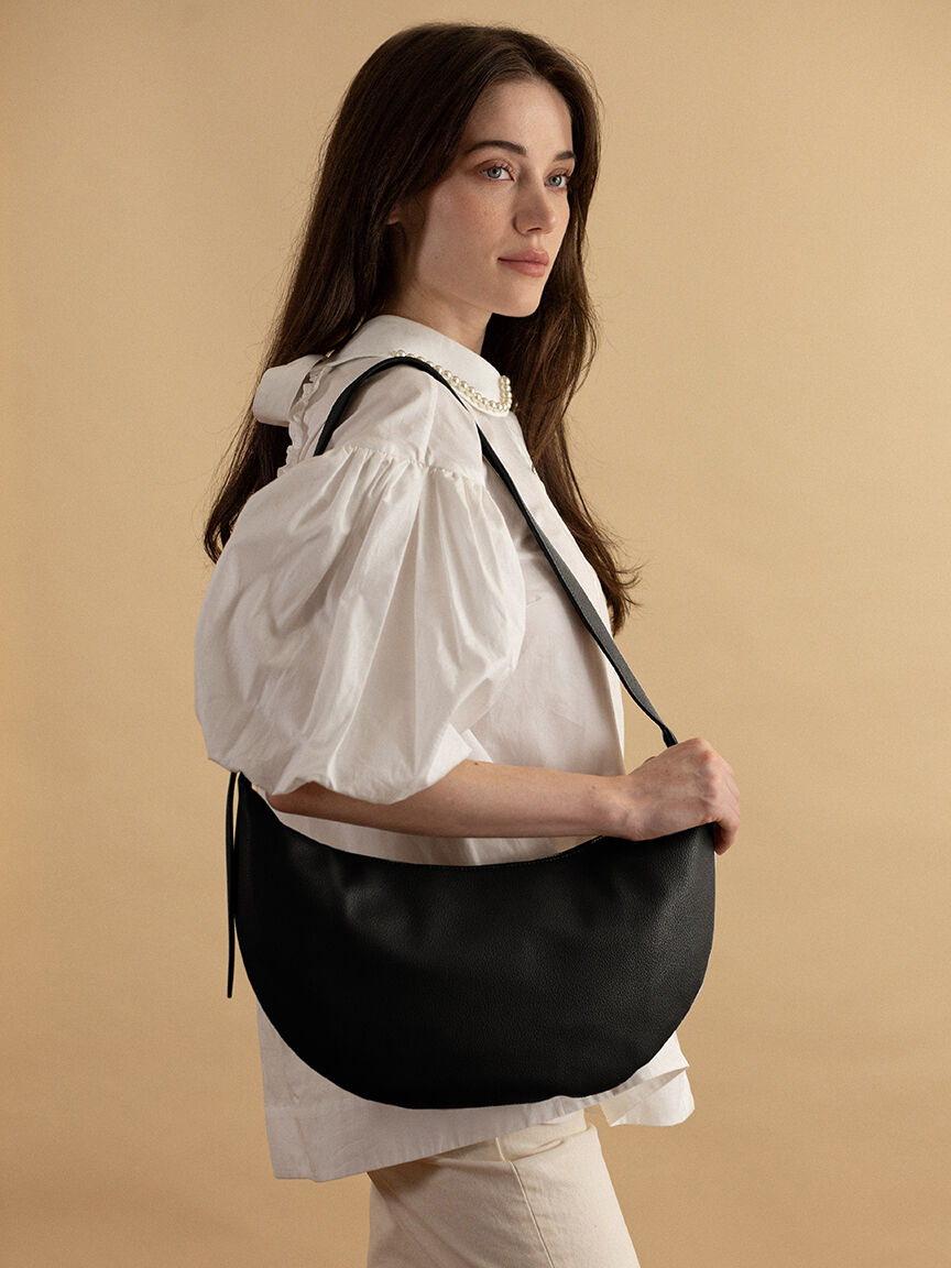 slouchy crossbody - black pebble