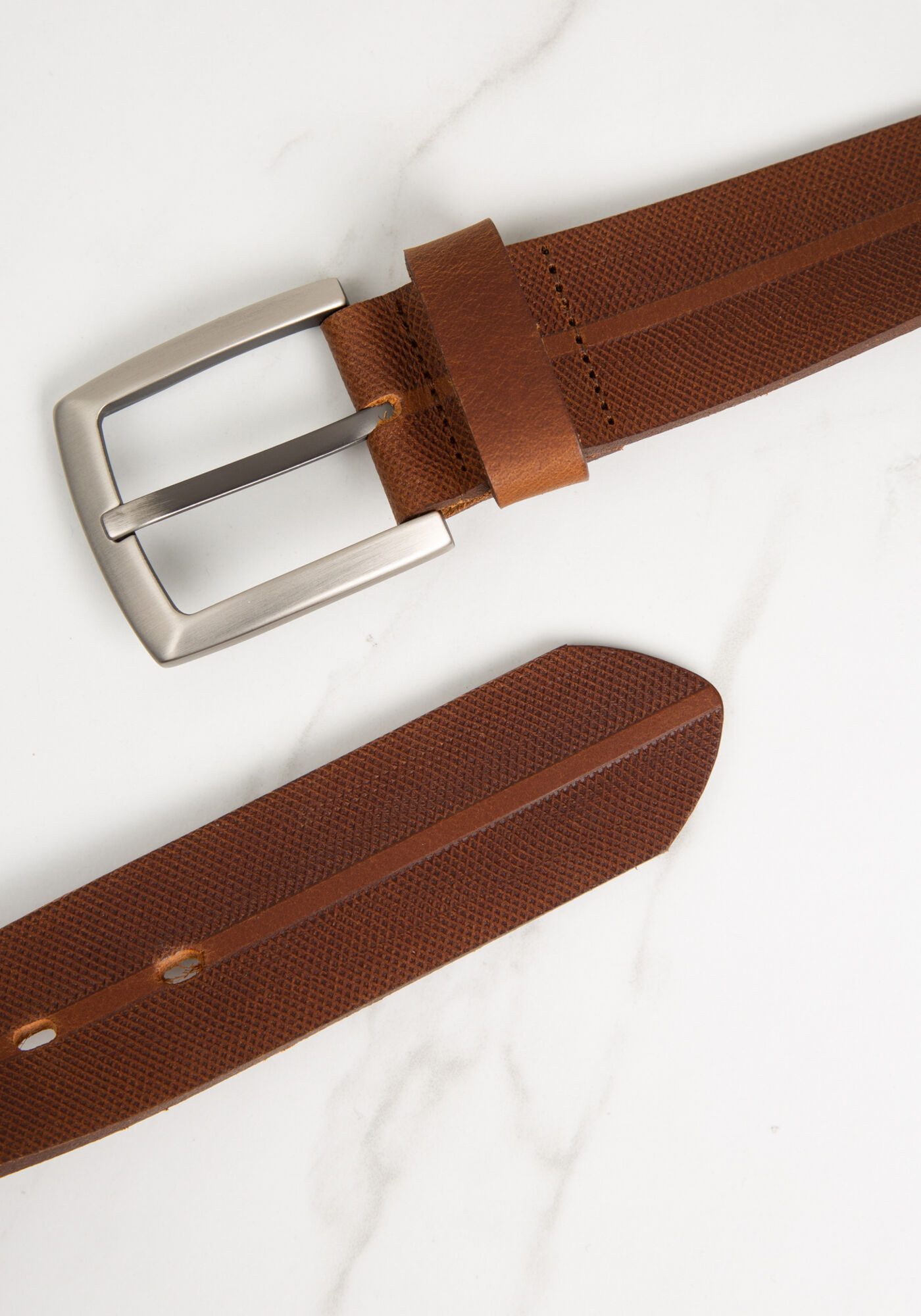 men's leather belt w embossed design Image 3