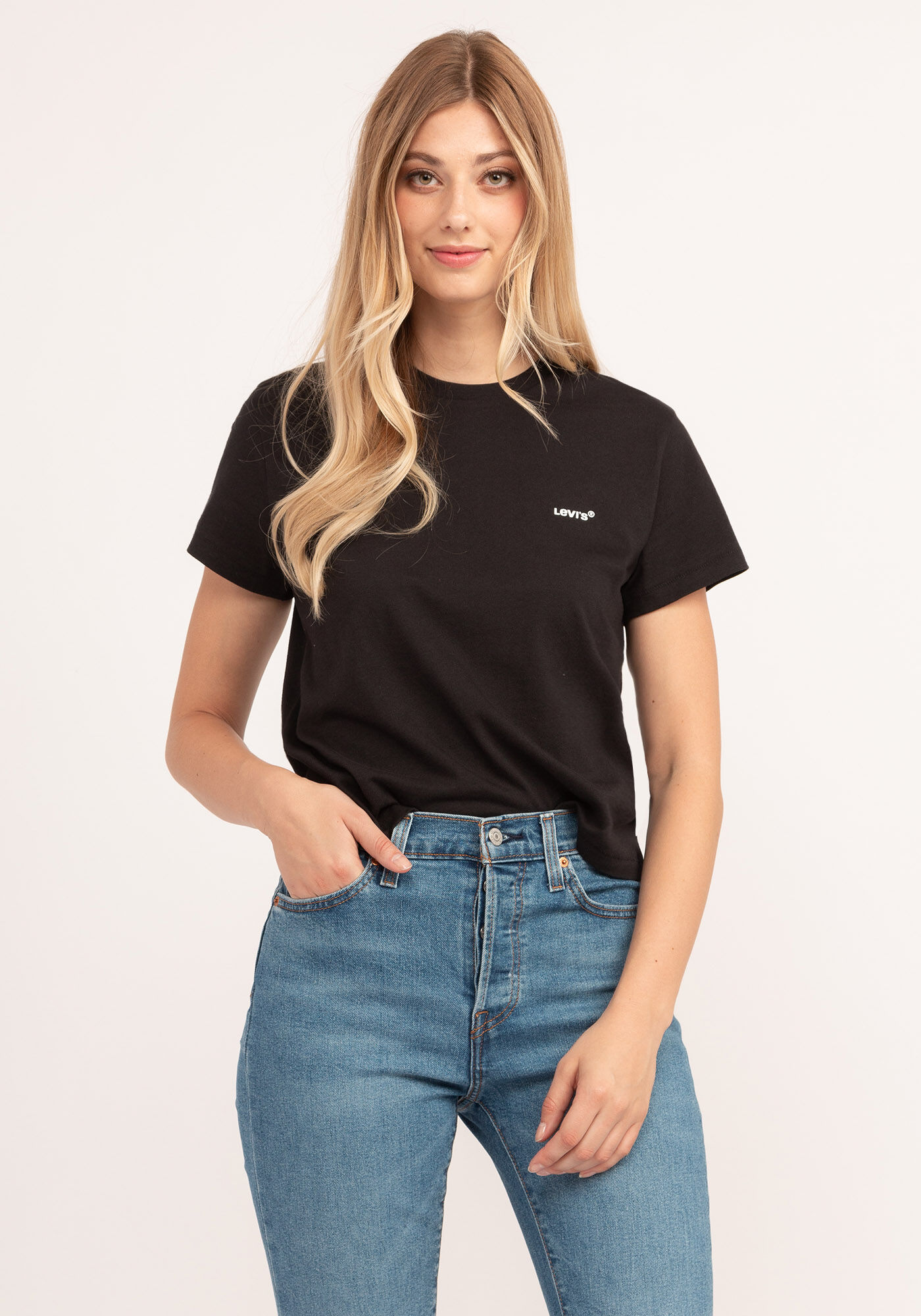 Levi's classic fit tee Image 2
