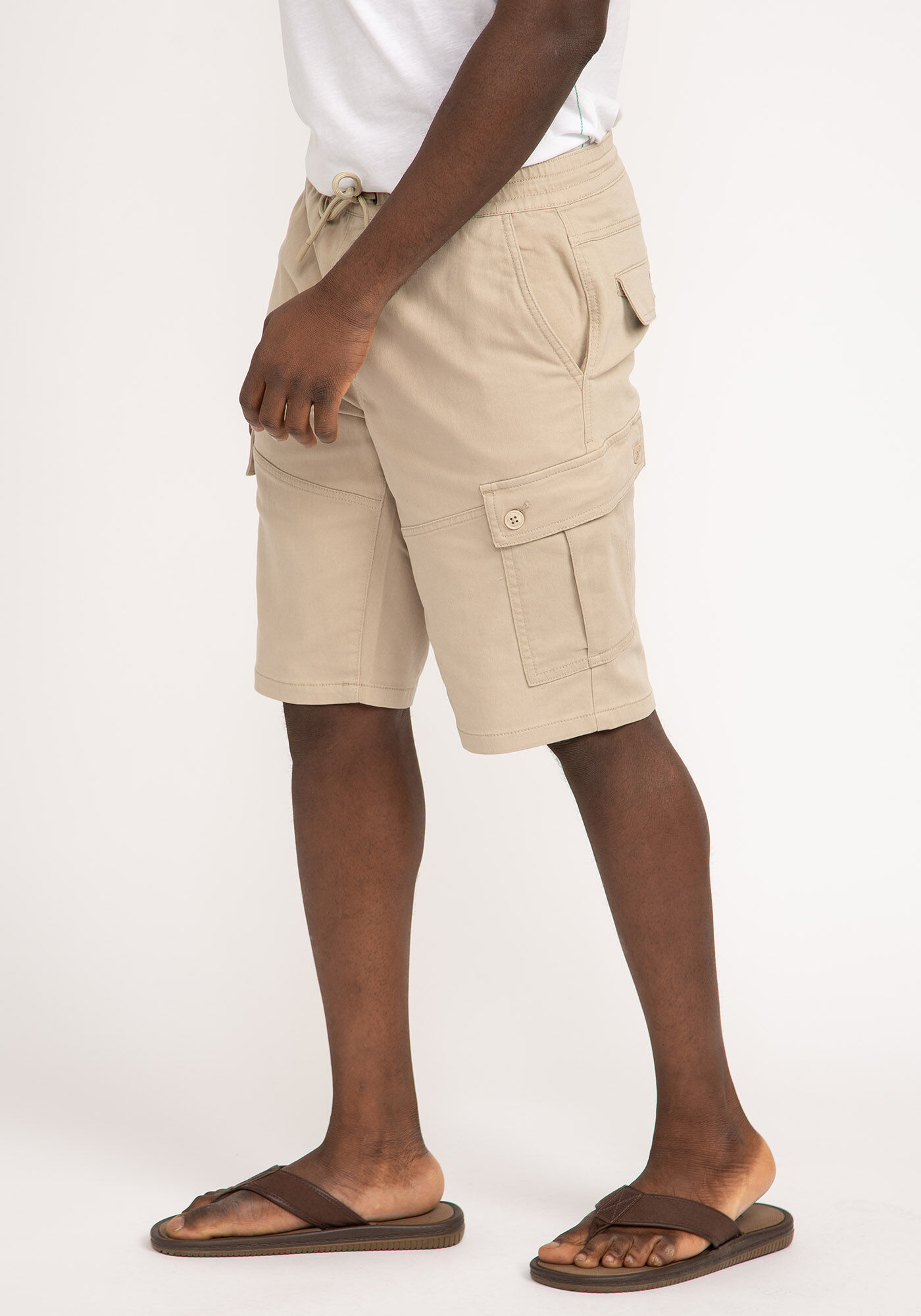 pull on fashion cargo shorts Image 4