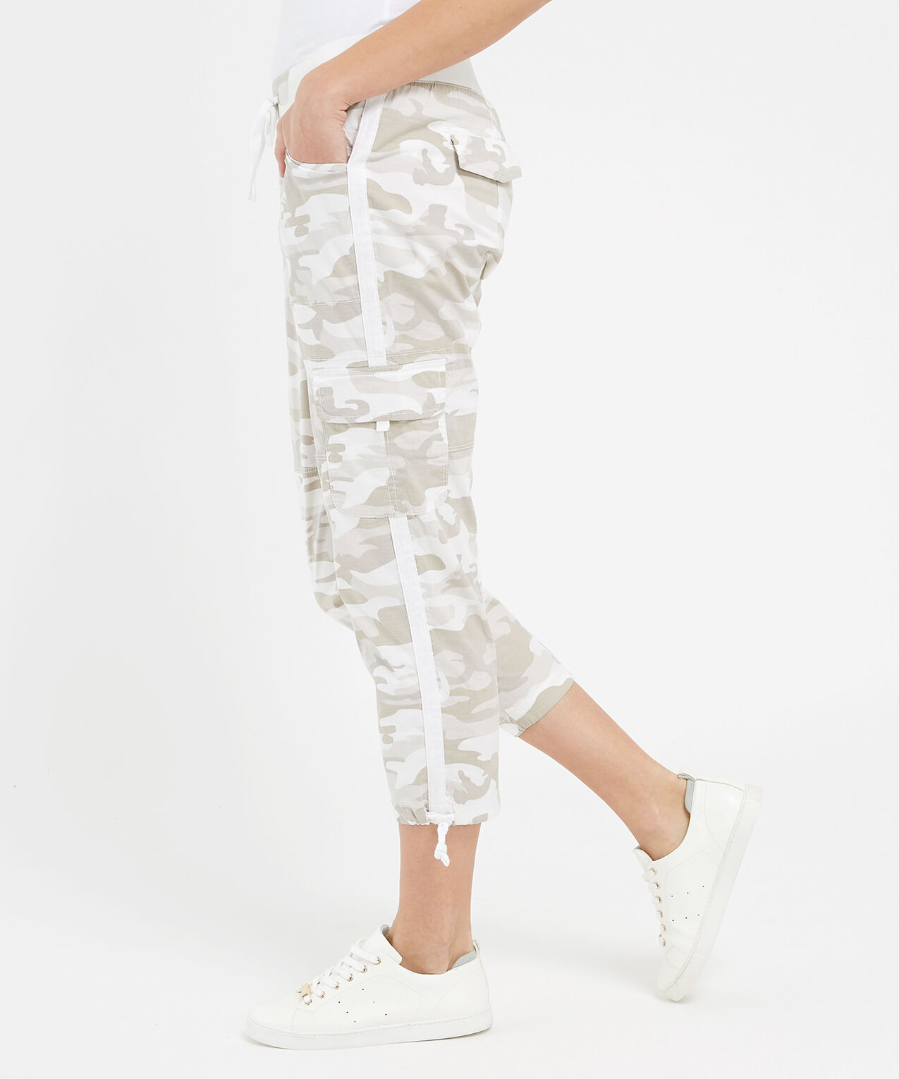 natasha white camo Image 1