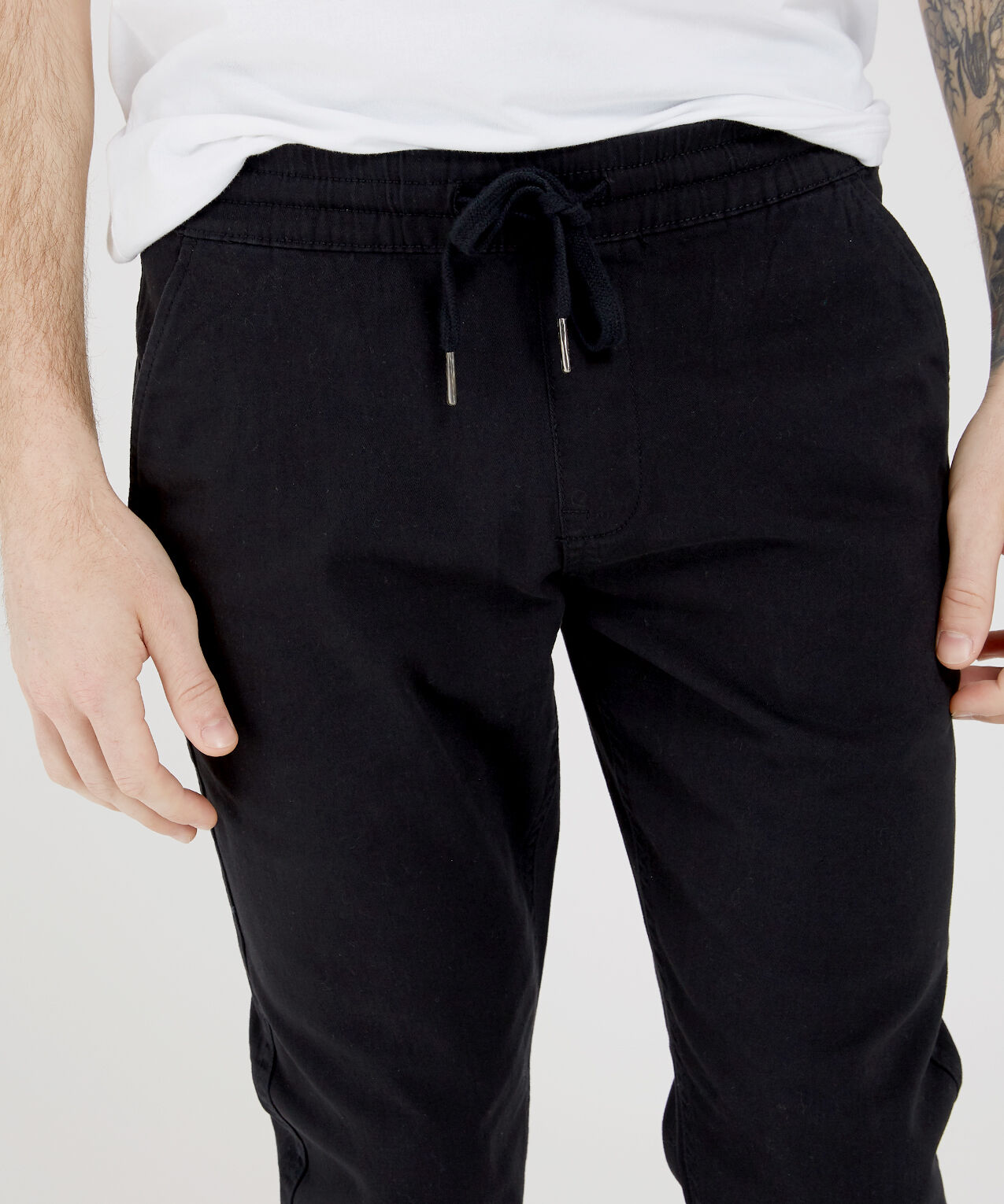 men's basic jogger Image 4