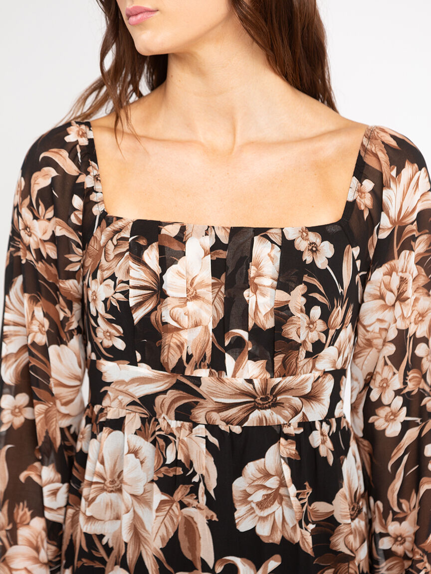 granger square neck knee length dress Image 4