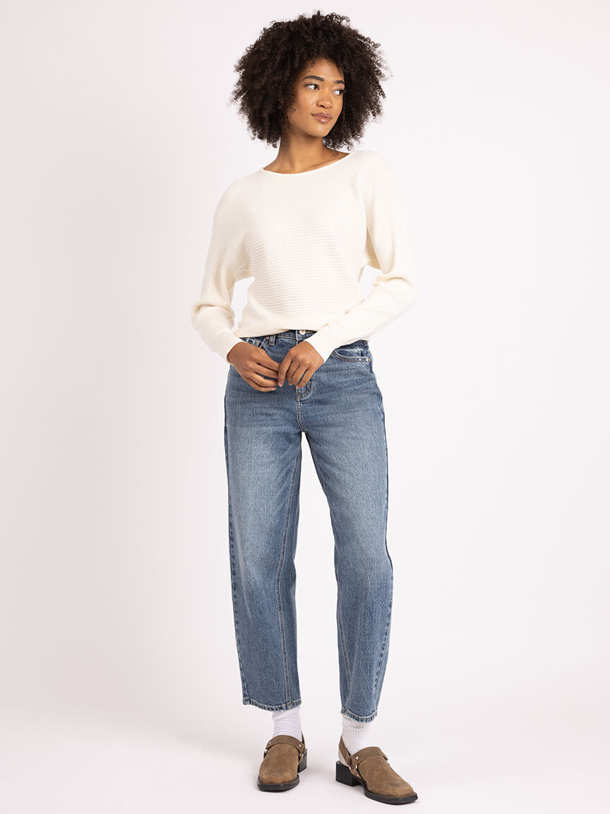 amihan crew neck sweater Image 2