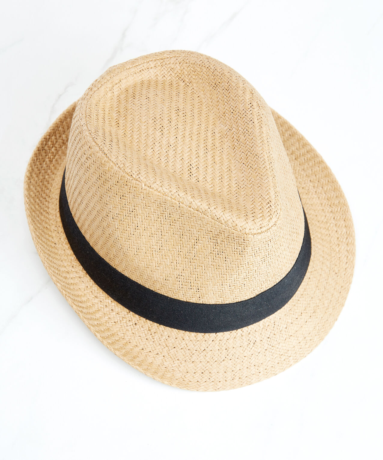 fedora with black band Image 3