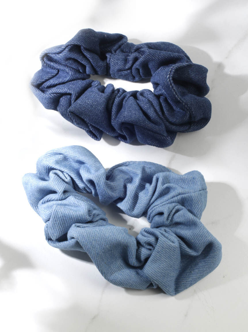 denim scrunchies Image 1