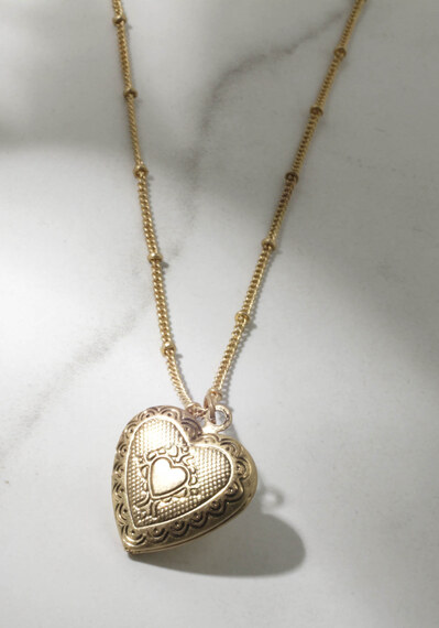 heart locket necklace Image 4
