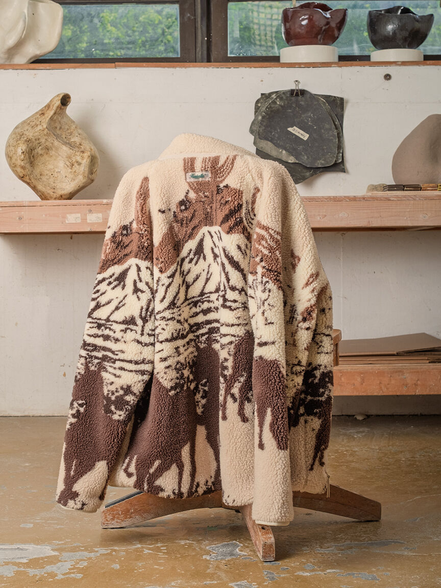 printed sherpa fleece Image 3