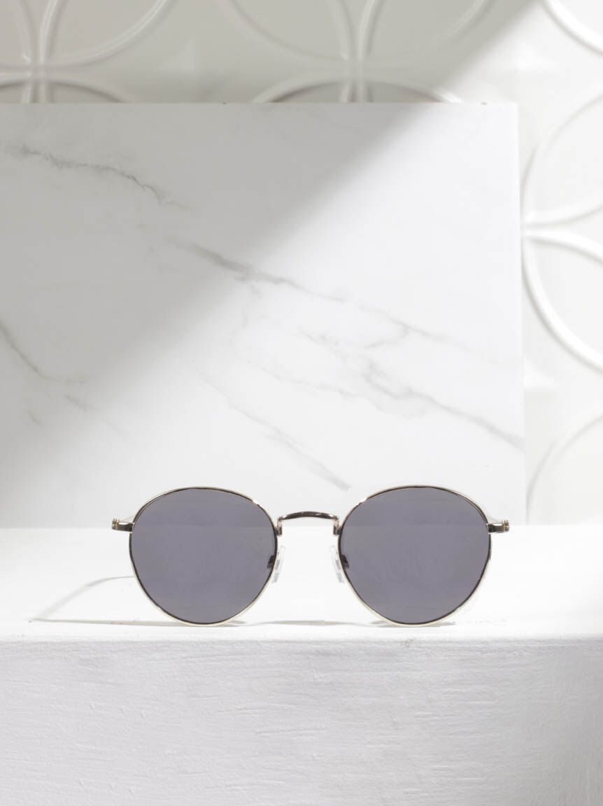 round frame sunglasses Image 1