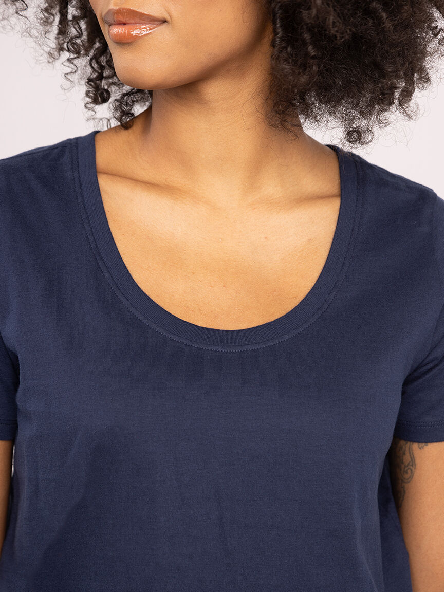 saige scoop neck t-shirt Image 5