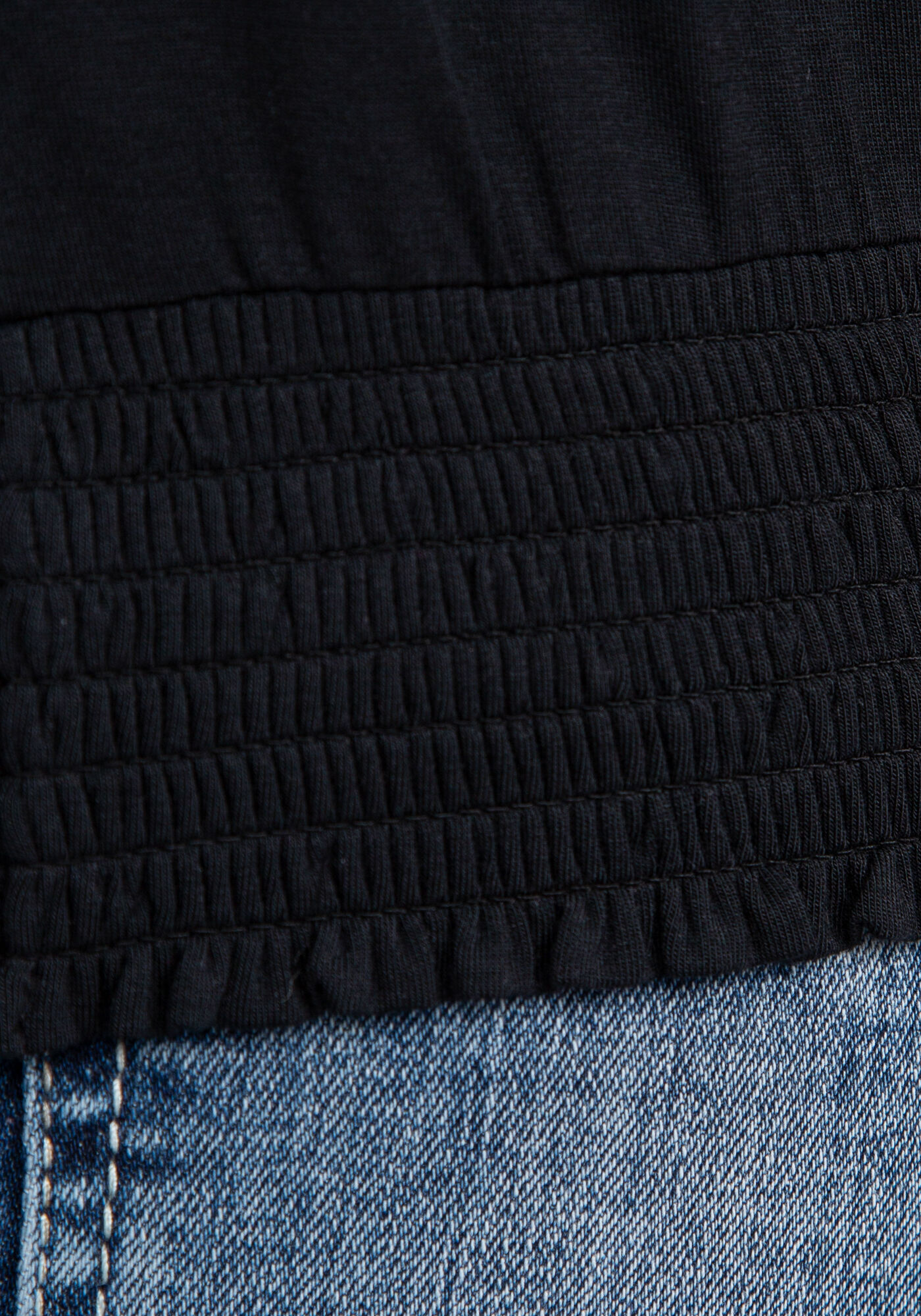 cassidy long sleeve smocked hem top Image 6