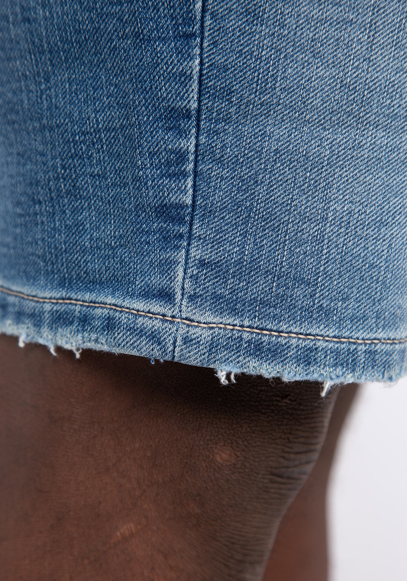 knit denim jogger short Image 6