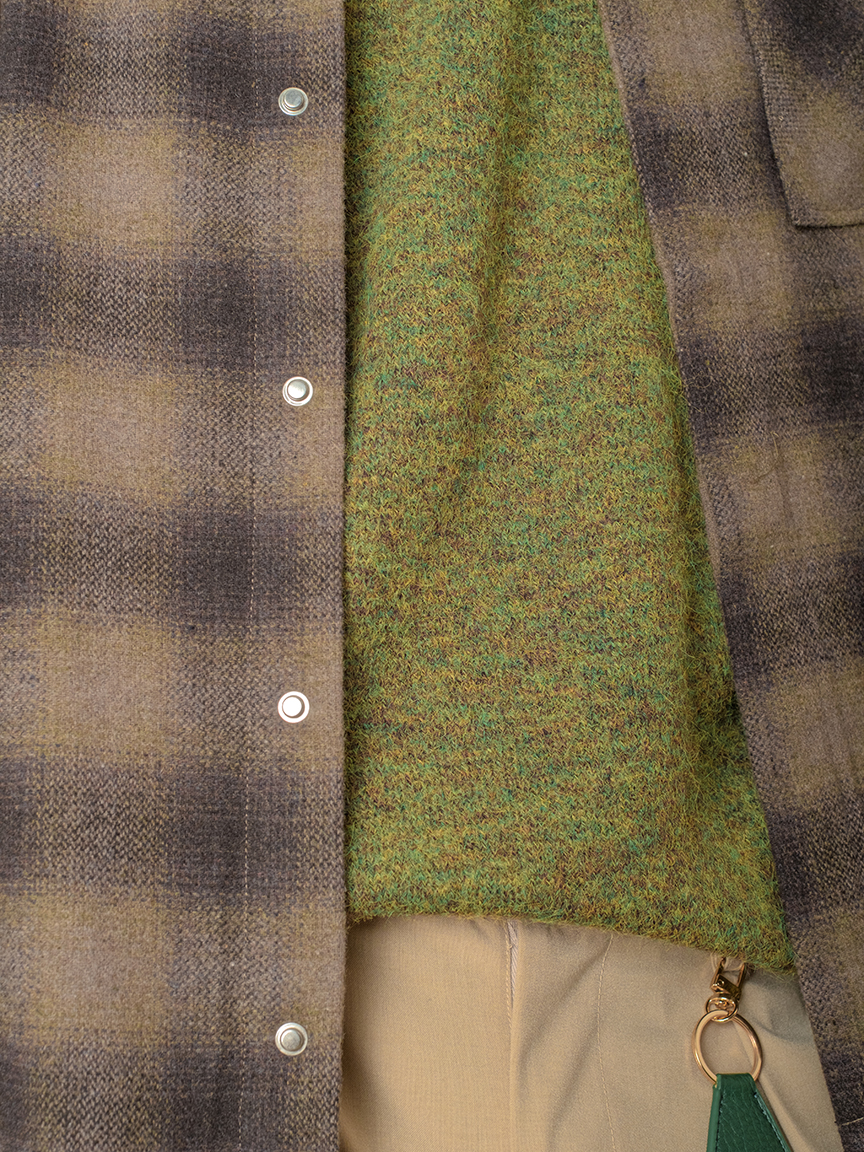 plaid pocket shirt