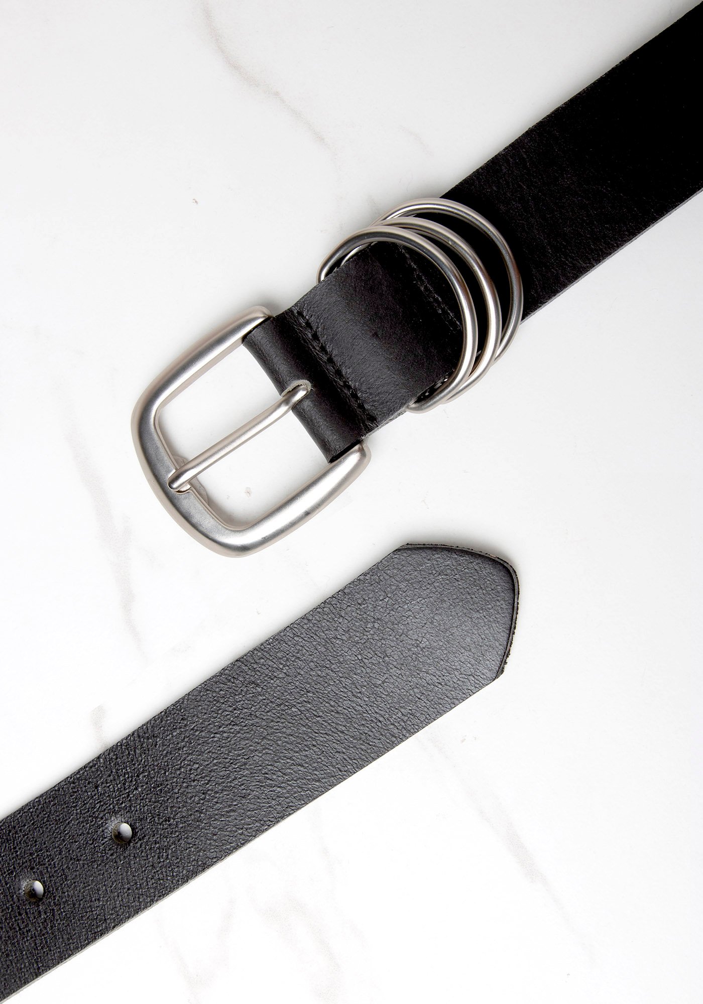 leather belt with silver buckle and triple rings