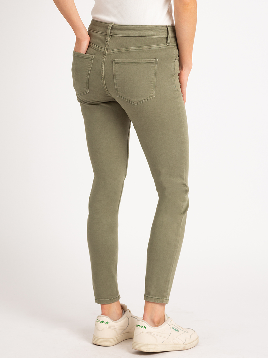 mid-rise skinny jean