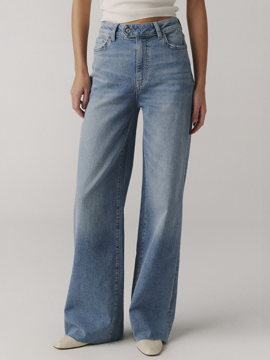 NCE wide leg jean