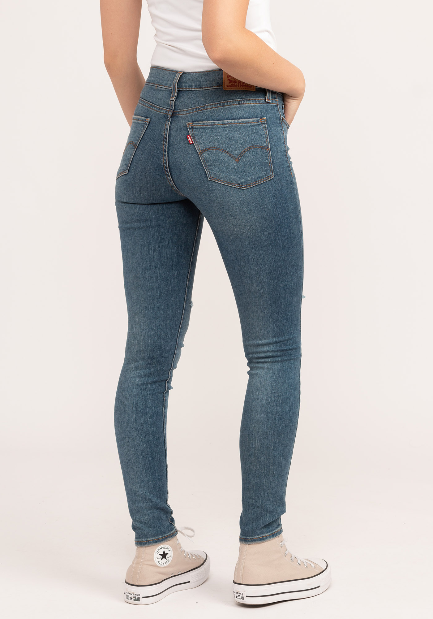 311 shaping skinny jeans