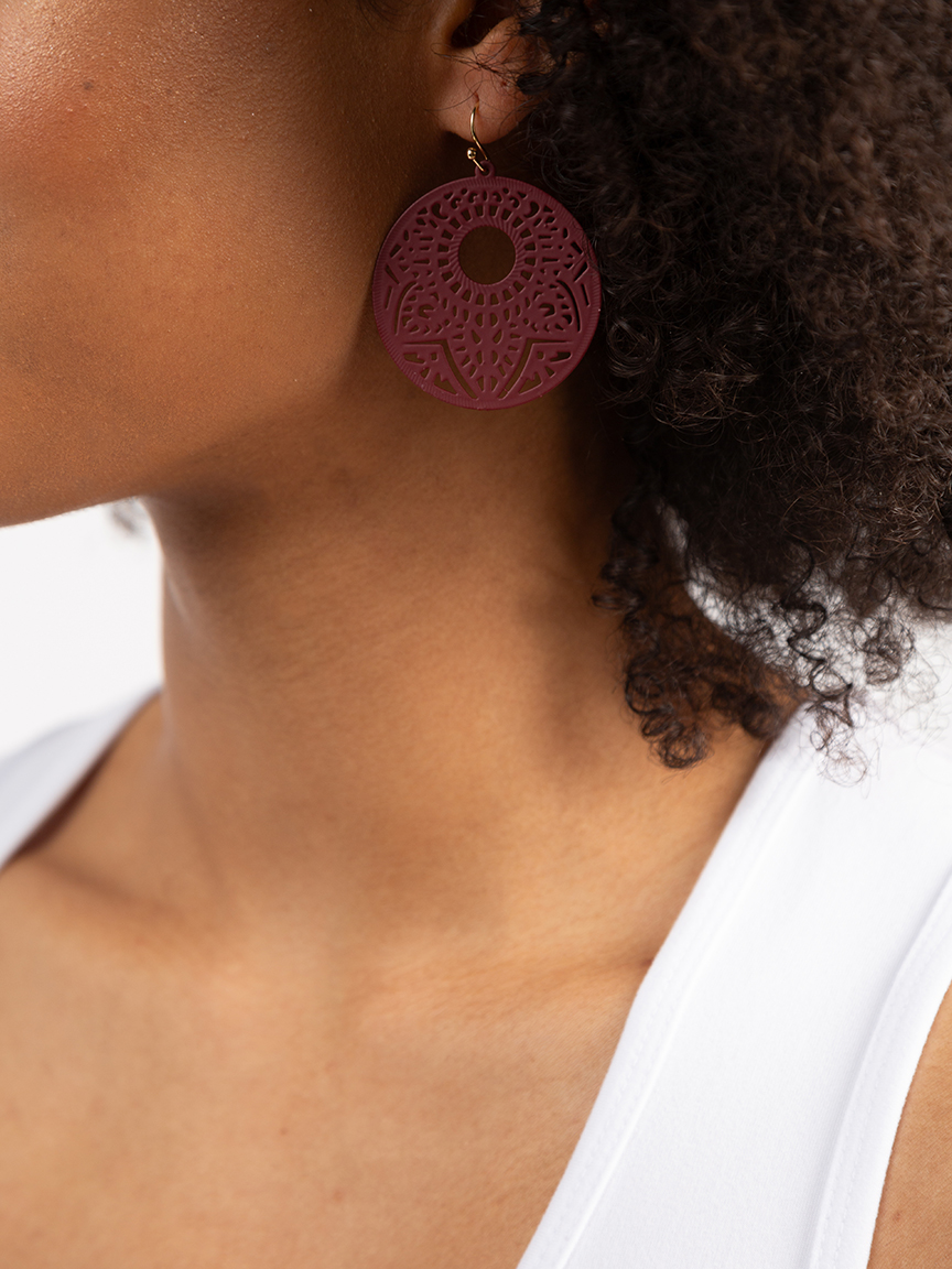 filigree round earring