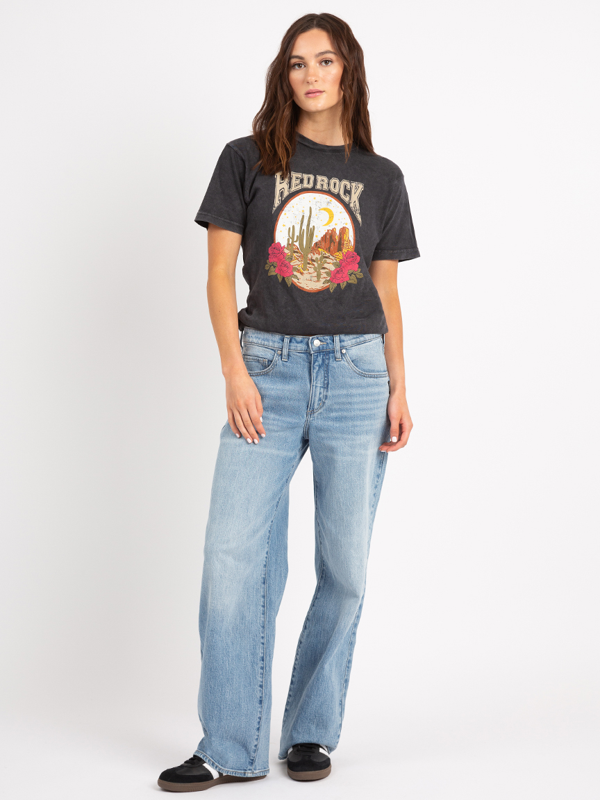 crew neck red rock t-shirt