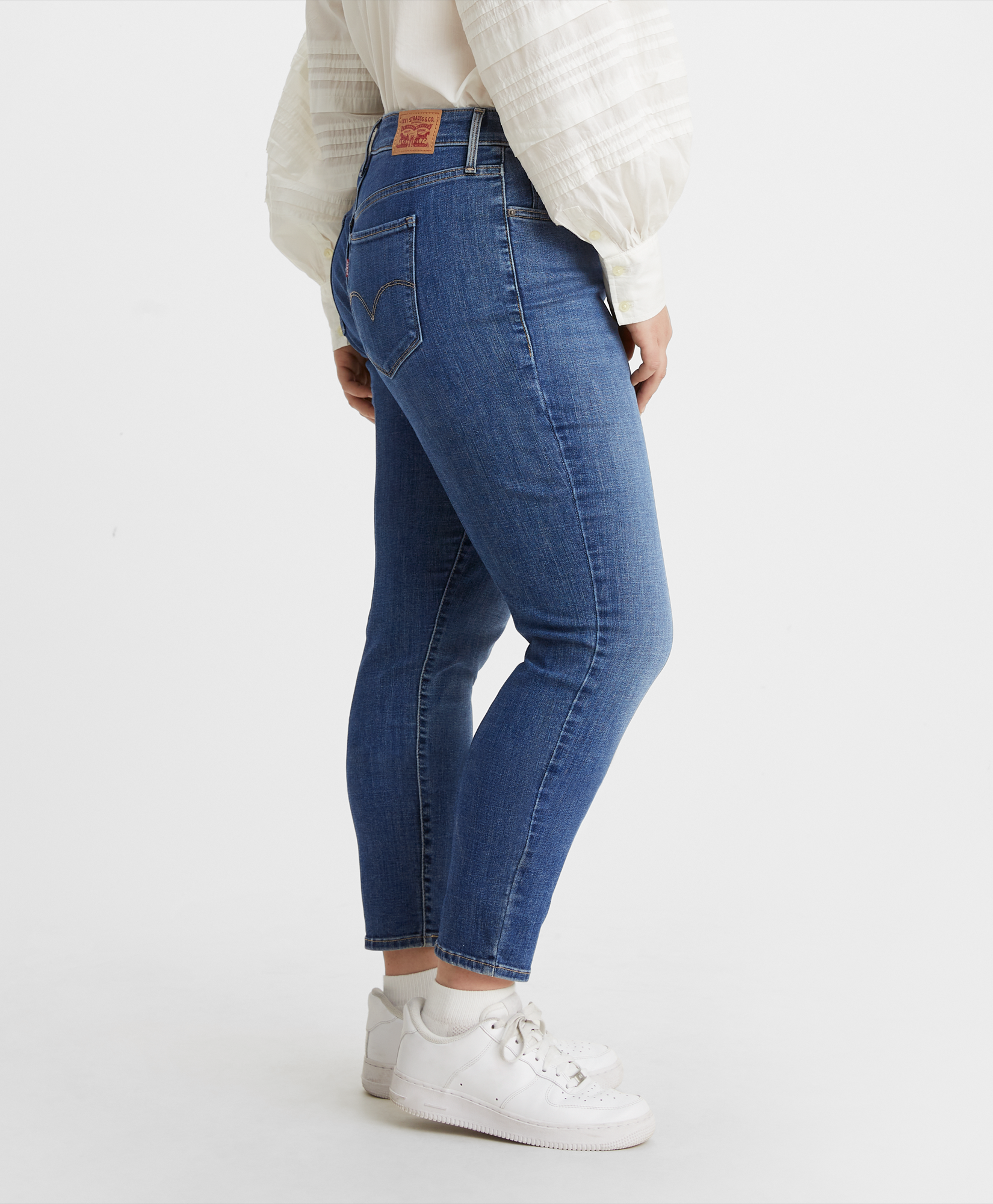 311 mid rise shaping skinny jeans