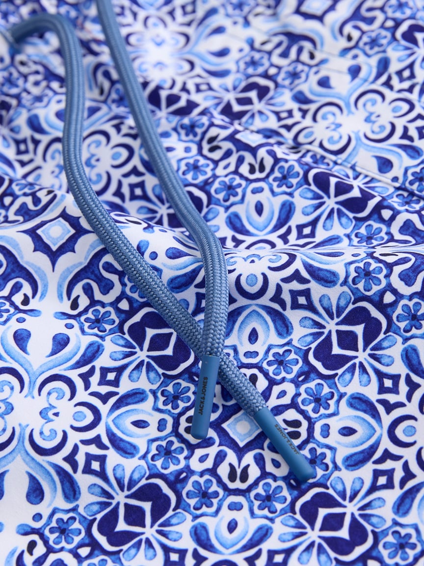 regular fit swim short