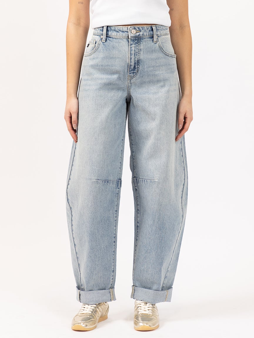 low slung horseshoe jean