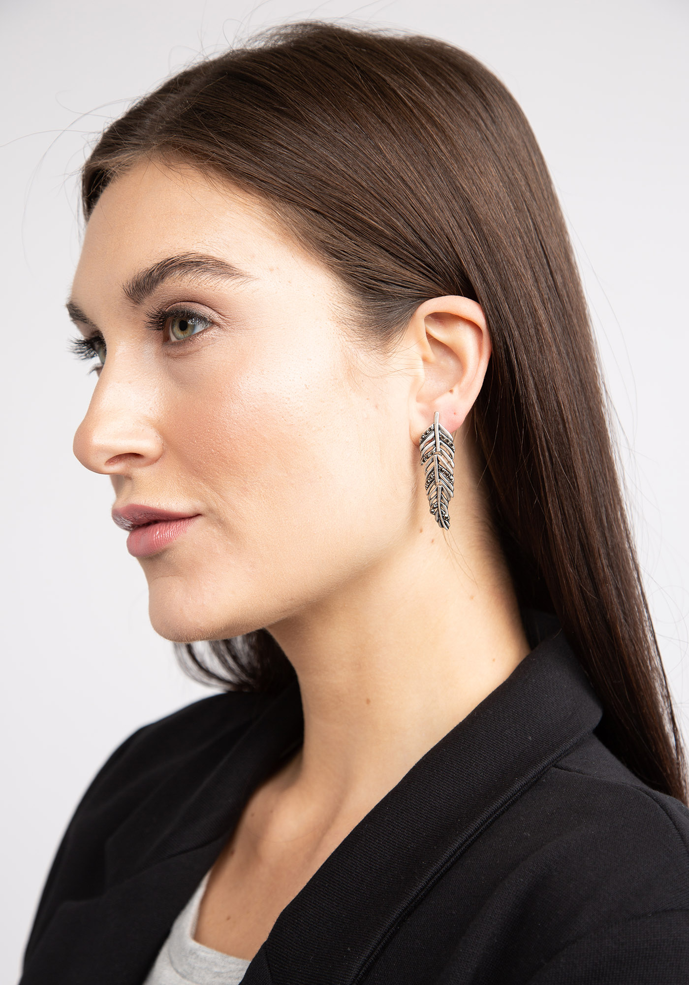 earrings with feather